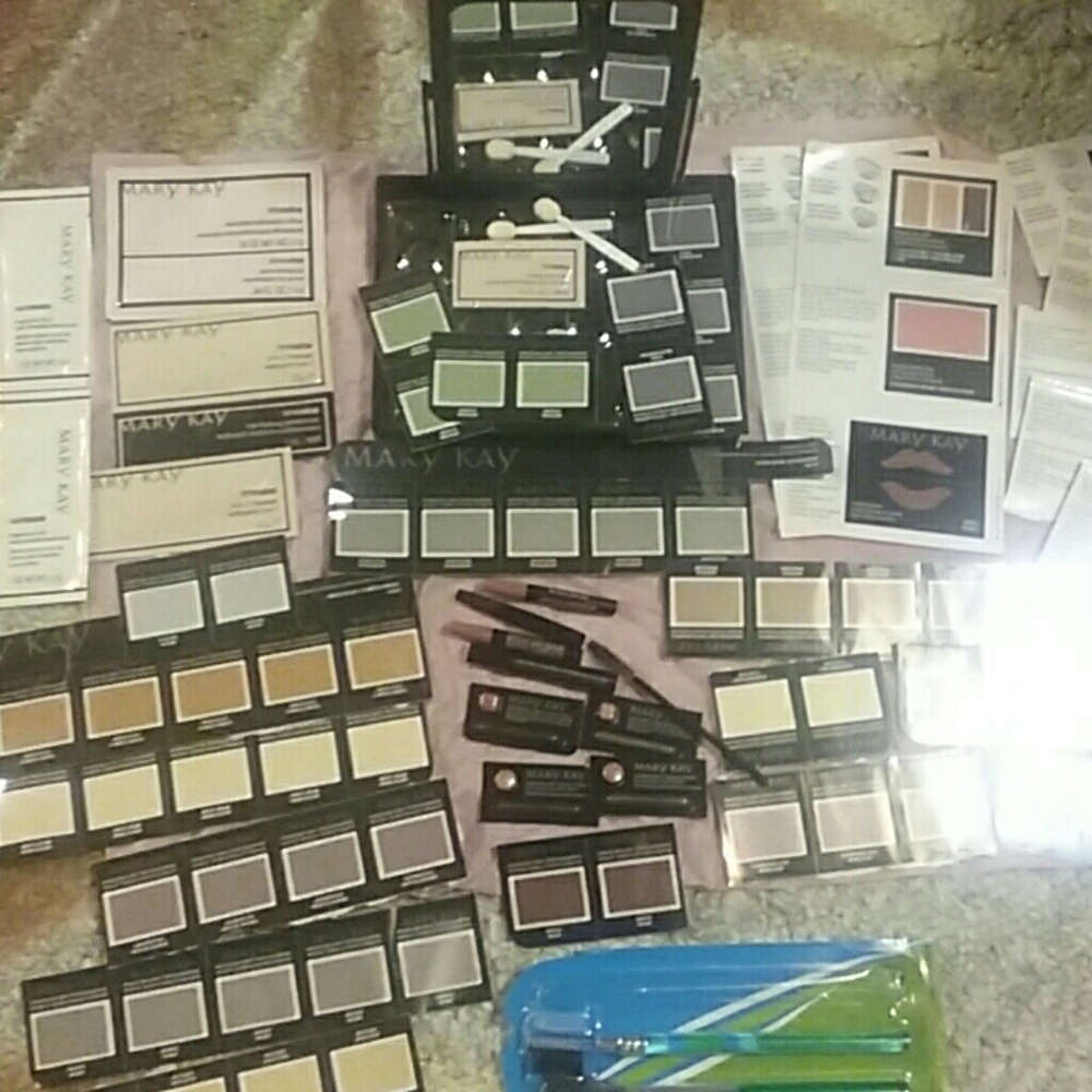 Mary Kay sample kit